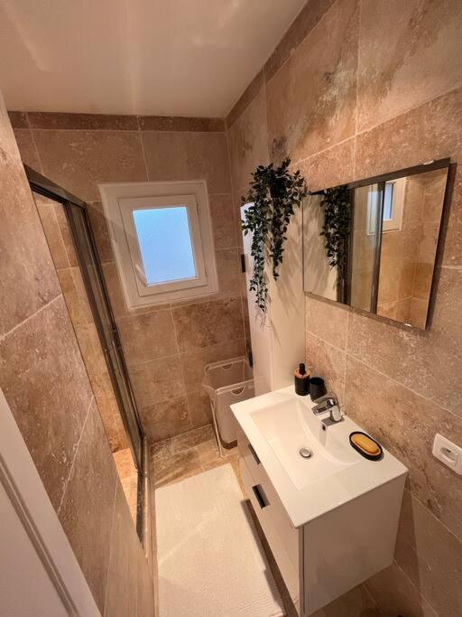 Grand Appartement 3 Chambres A 300M De La Plage Sainte-Maxime Esterno foto